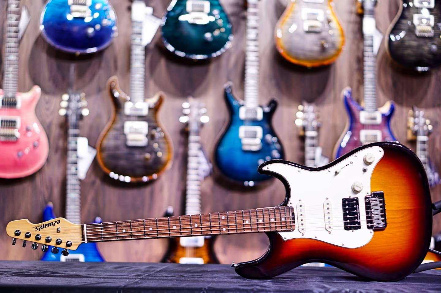 ESP Edwards E-SN-ALR 3 tone...