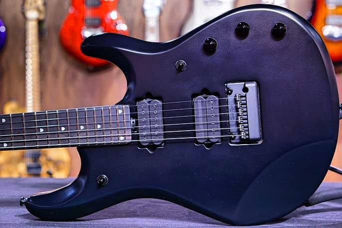 Ernie Ball Music Man John...