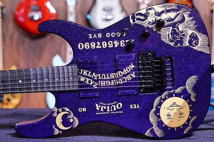 ESP Kirk Hammett Ouija.<br />
Hanya...