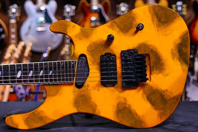 Caparison HORUS-M3 EF Tiger's Eye<br...