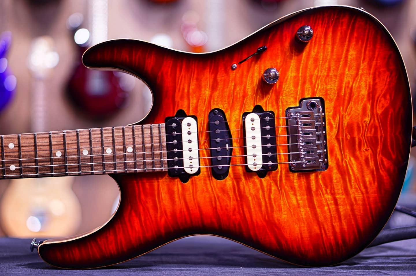 🔥NEW SUHR MODERN CUSTOM🔥<br />
Hiendguitar...