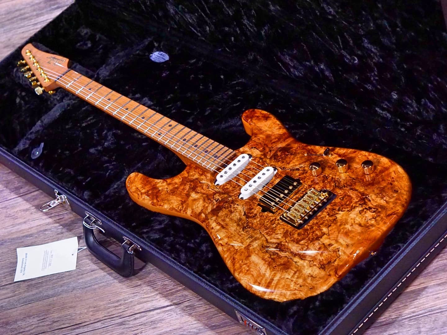 🔥🔥Just in🔥🔥<br />
Suhr custom classic...