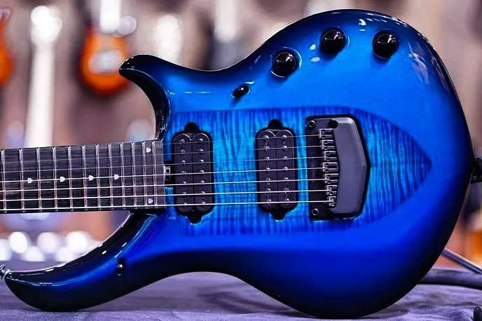 ?Music Man Majesty 7?<br />
John...