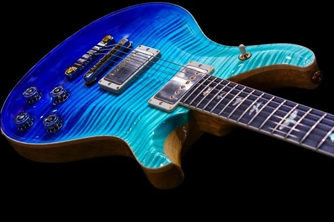 ?NEW ARRIVAL?<br />
PRS 594 Korina...