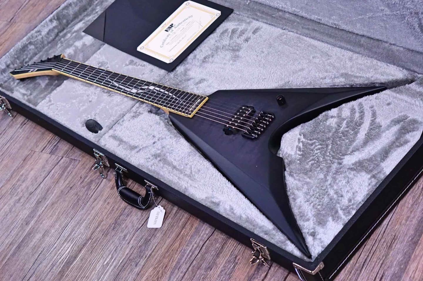 ESP E-II Muramasa .<br />
Jesse...