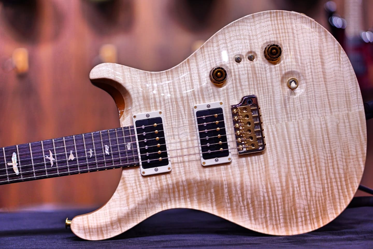 🔥Super rare🔥<br />
Natural PRS 35th...