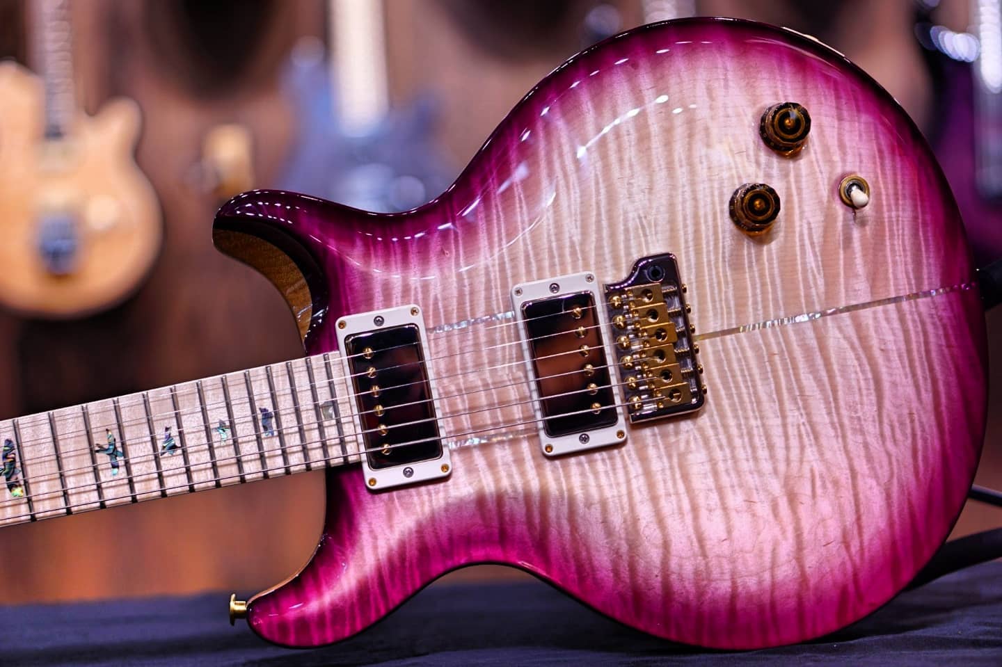 🔥One Off only🔥<br />
Hiendguitar custom...