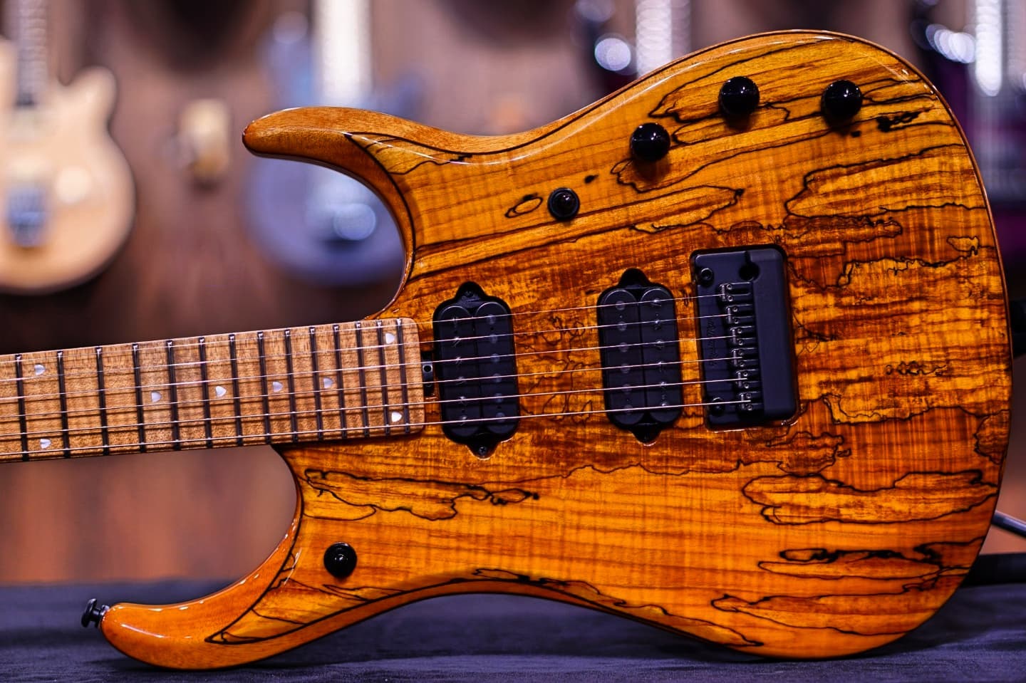 🔥Super limited edition🔥<br />
Ernie Ball...