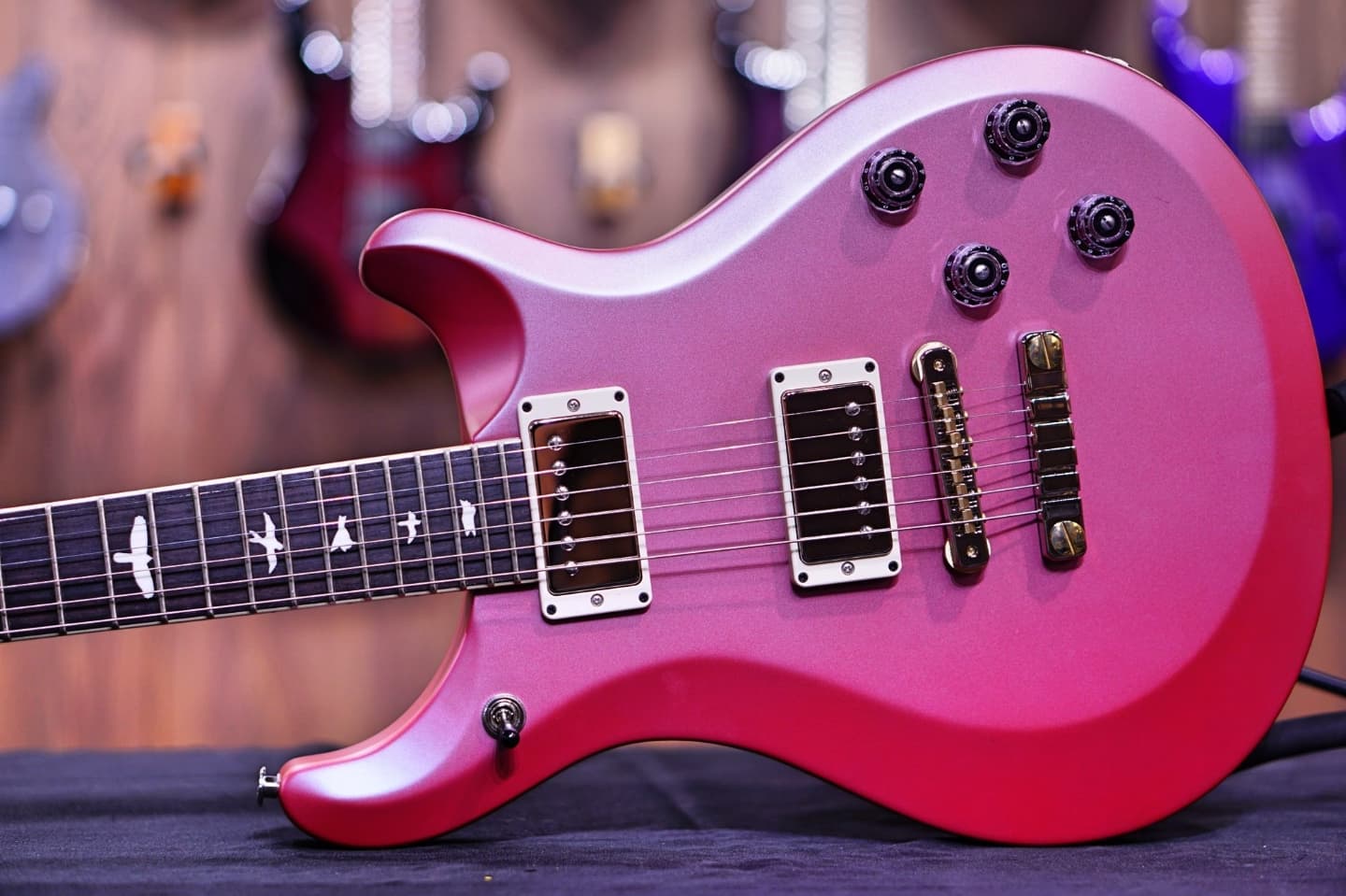 ❤Frozen Pink❤<br />
One off color...