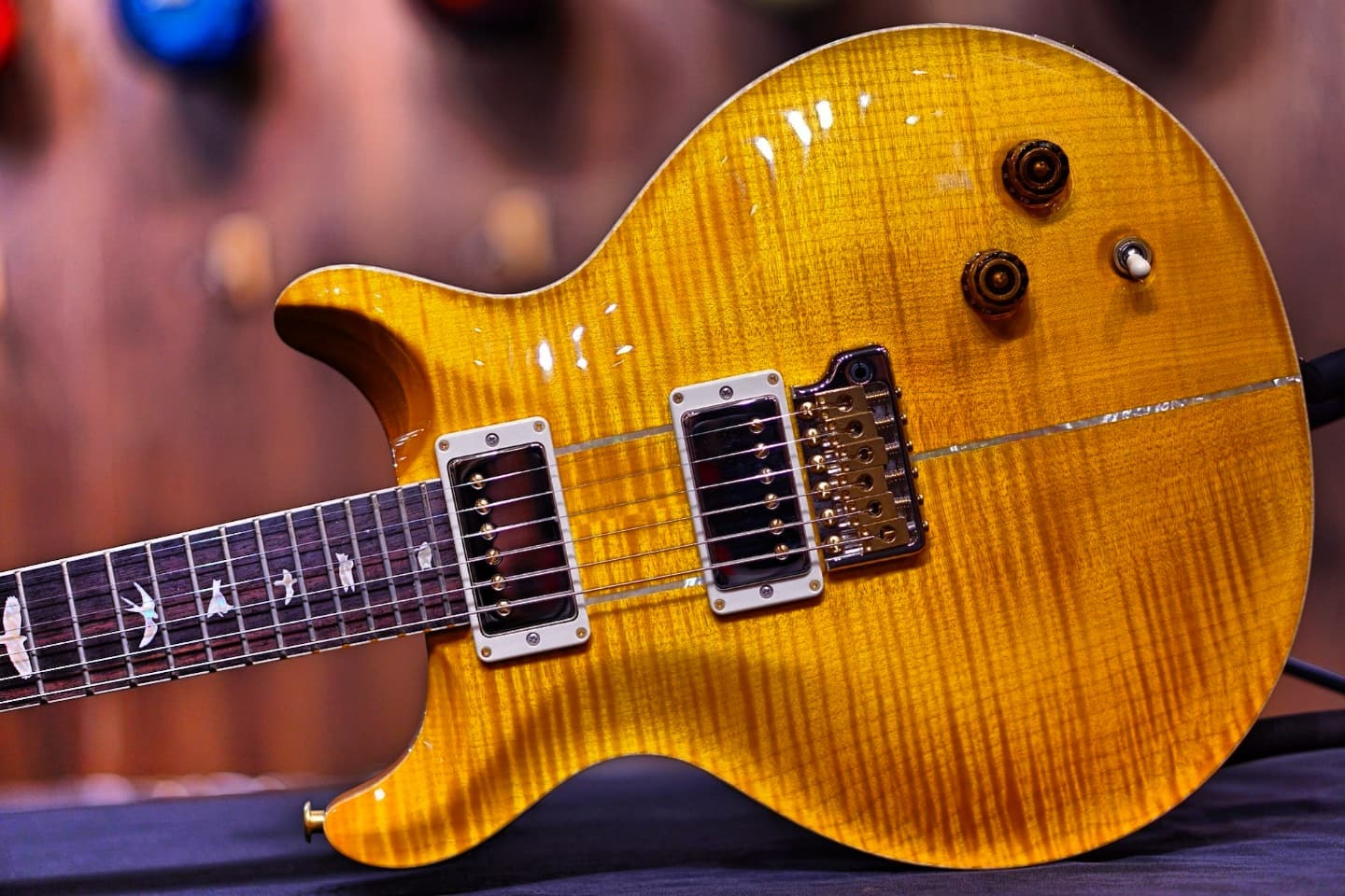 🔥NEW ARRIVAL🔥<br />
PRS Carlos Santana...