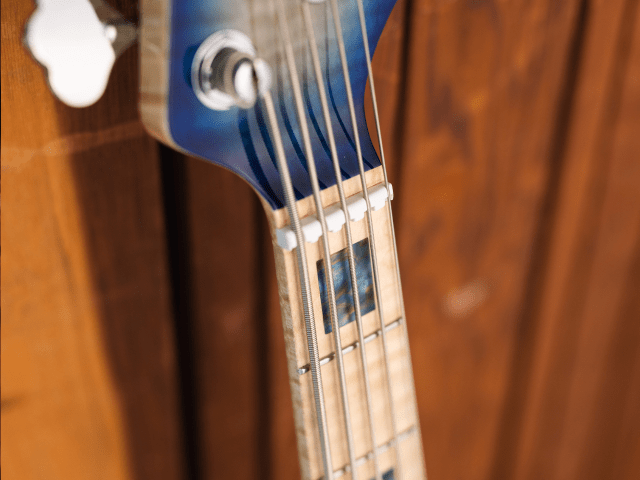 Ernie Ball Music Man BFR StingRay 5HH - Paua Blue Burst K08078