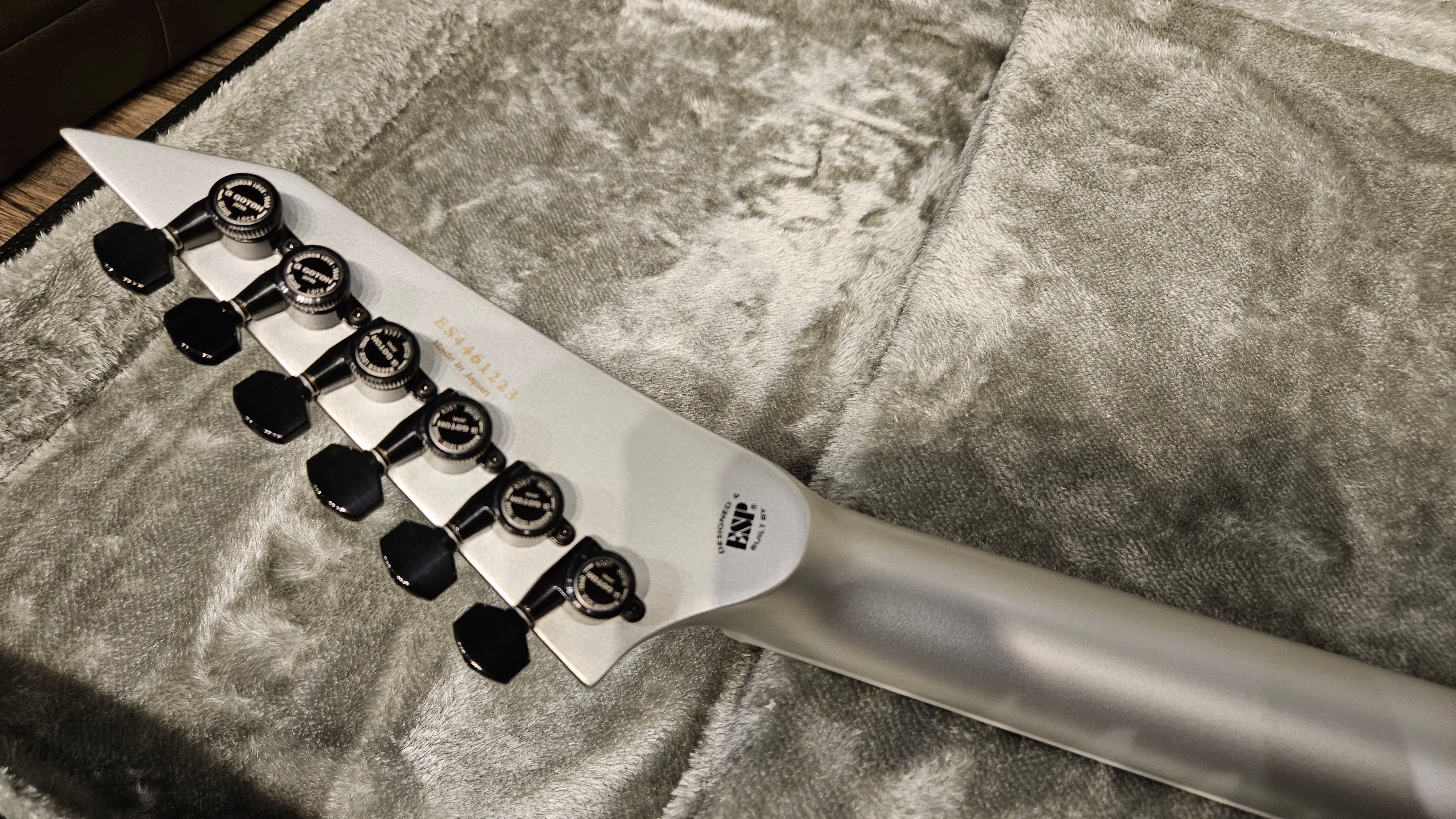 ESP E-II ARROW FR Black silver fade ES4461223 - HIENDGUITAR E-II GUITAR