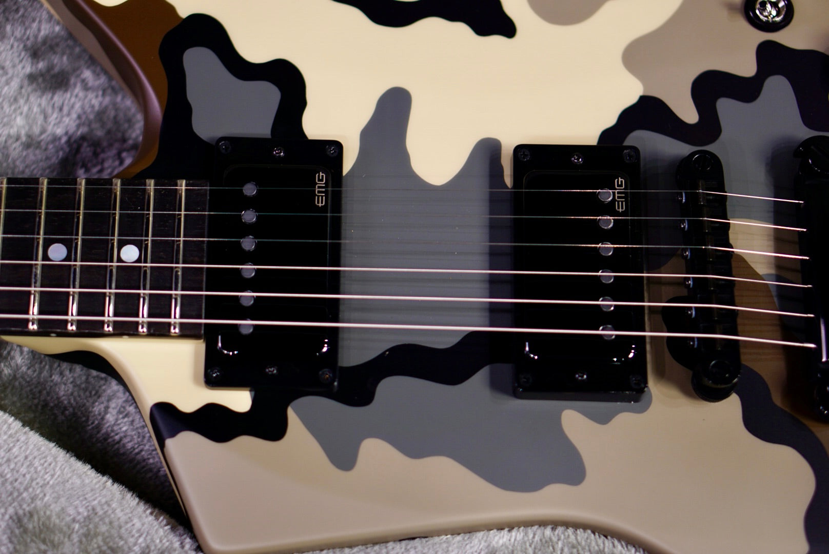 ESP SNAKEBYTE CAMO James hetfield signature E7831242