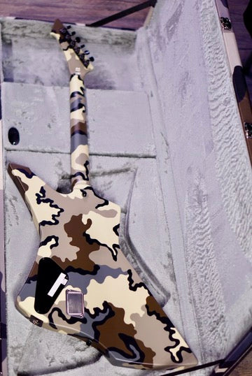 ESP SNAKEBYTE CAMO James hetfield signature E07001242