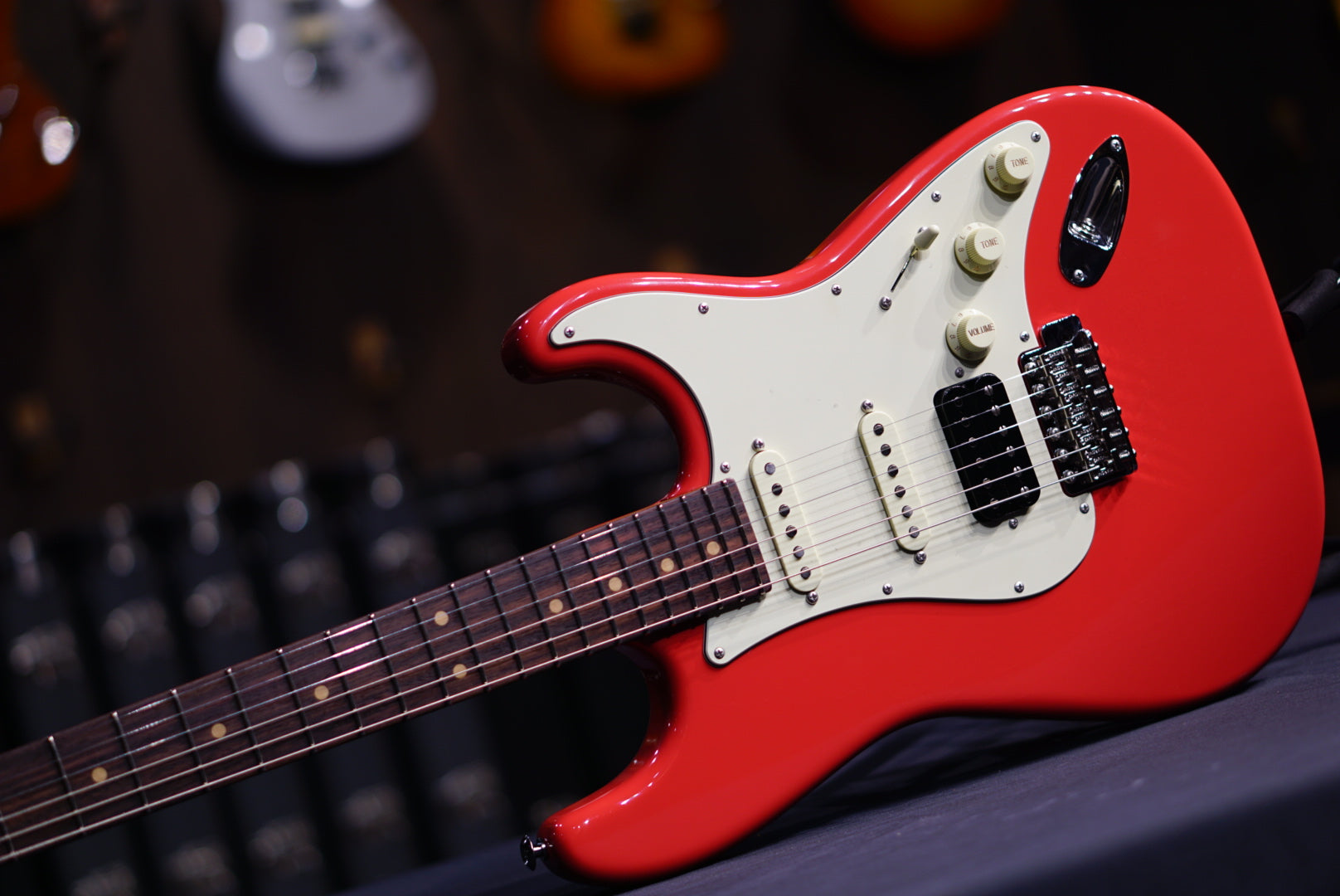 Suhr classic s vintage Limited Edition fiesta red 81850 - HIENDGUITAR SUHR GUITAR