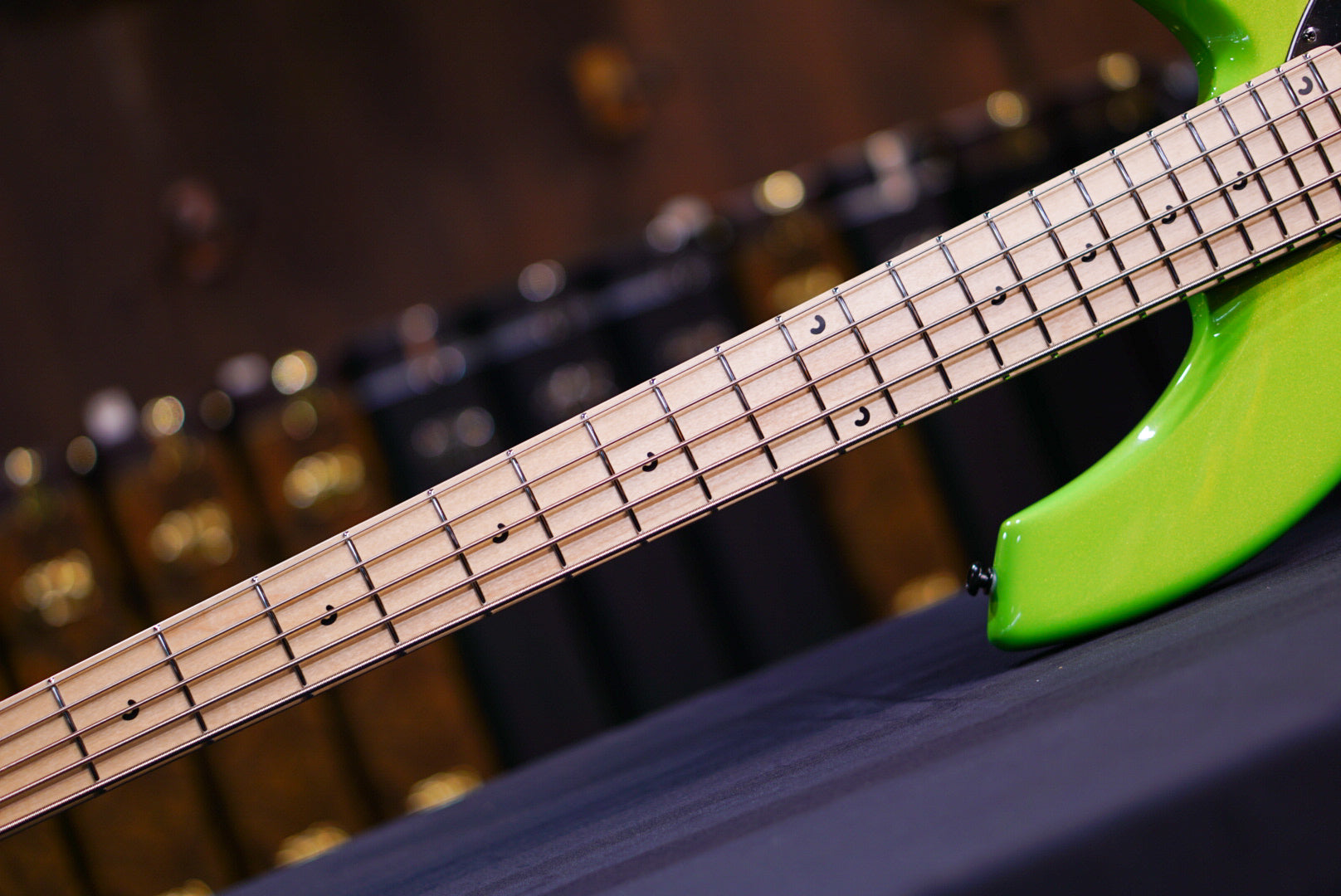 Ernie Ball Music Man Bongo Bass 5 HH Mantis Green K06771