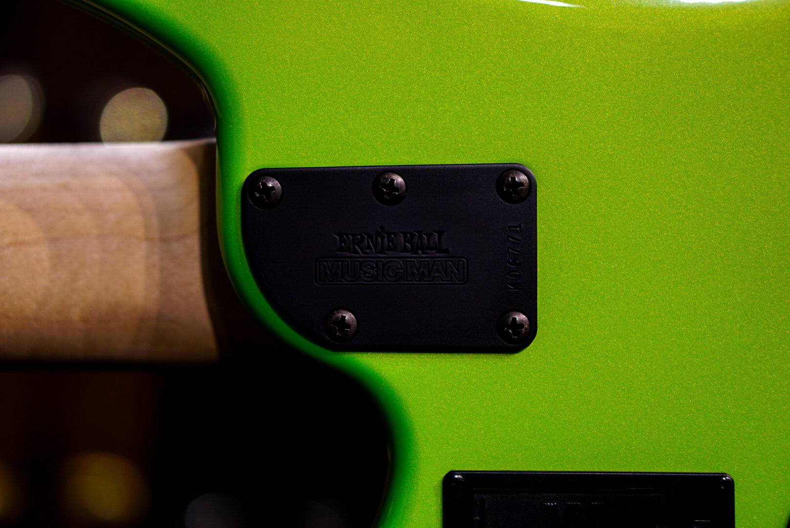 Ernie Ball Music Man Bongo Bass 5 HH Mantis Green K06771