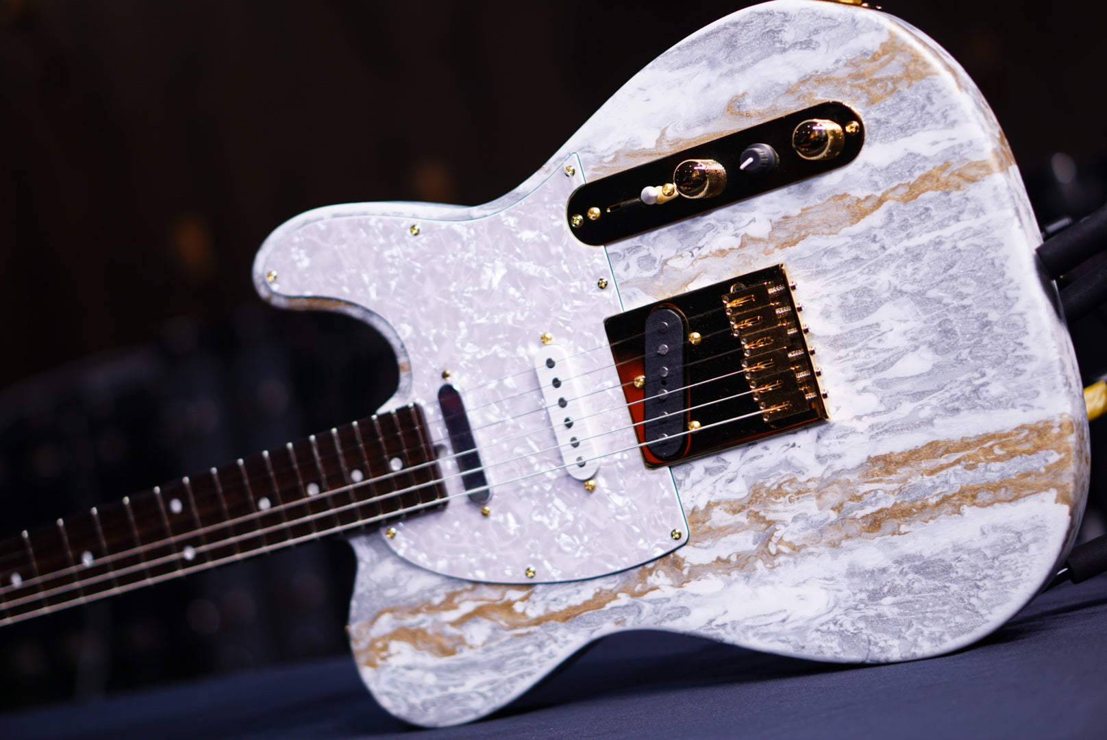 James Tyler Tylerbastar White Shmear 23537 - HIENDGUITAR James Tyler GUITAR