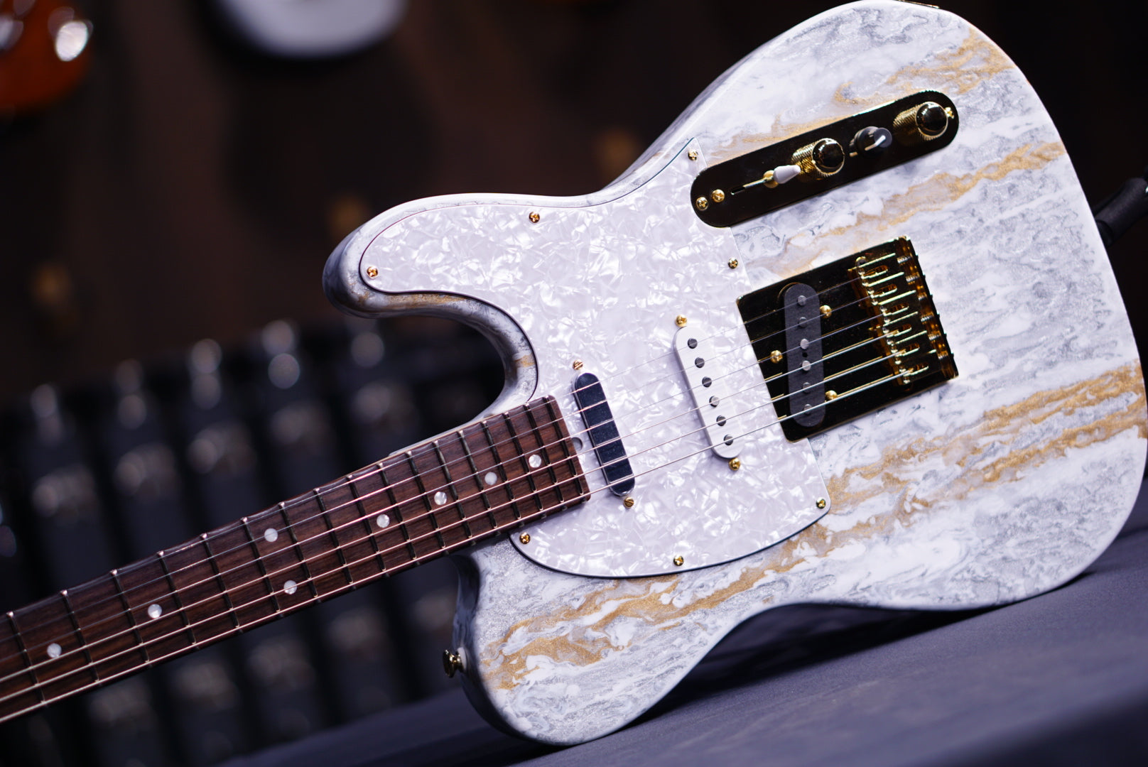 James Tyler Tylerbastar White Shmear 23537 - HIENDGUITAR James Tyler GUITAR