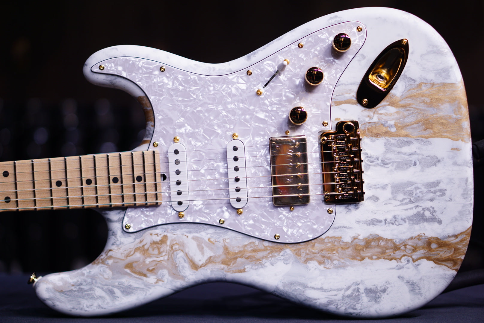 James Tyler Classic White Shmear maple fretboard 23533 - HIENDGUITAR James Tyler GUITAR
