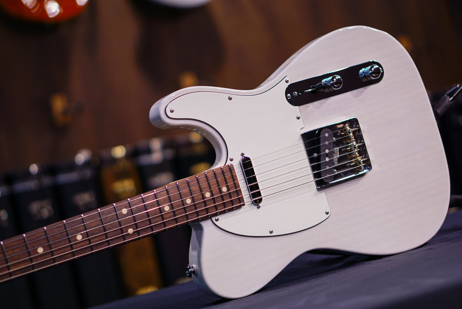 Suhr Classic T Custom Trans White 83014