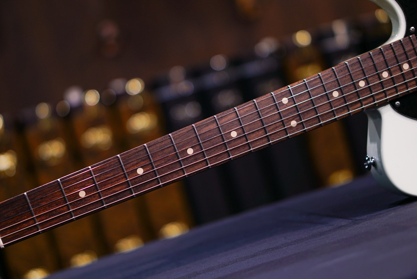 Suhr Classic T Custom Olympic White 82985