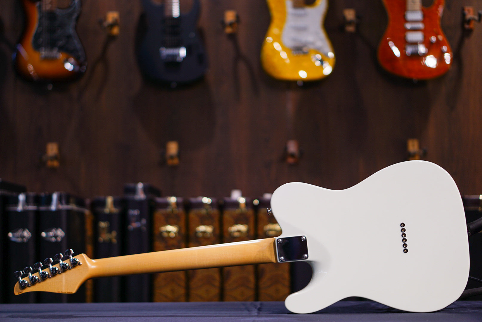 Suhr Classic T Custom Olympic White 82985