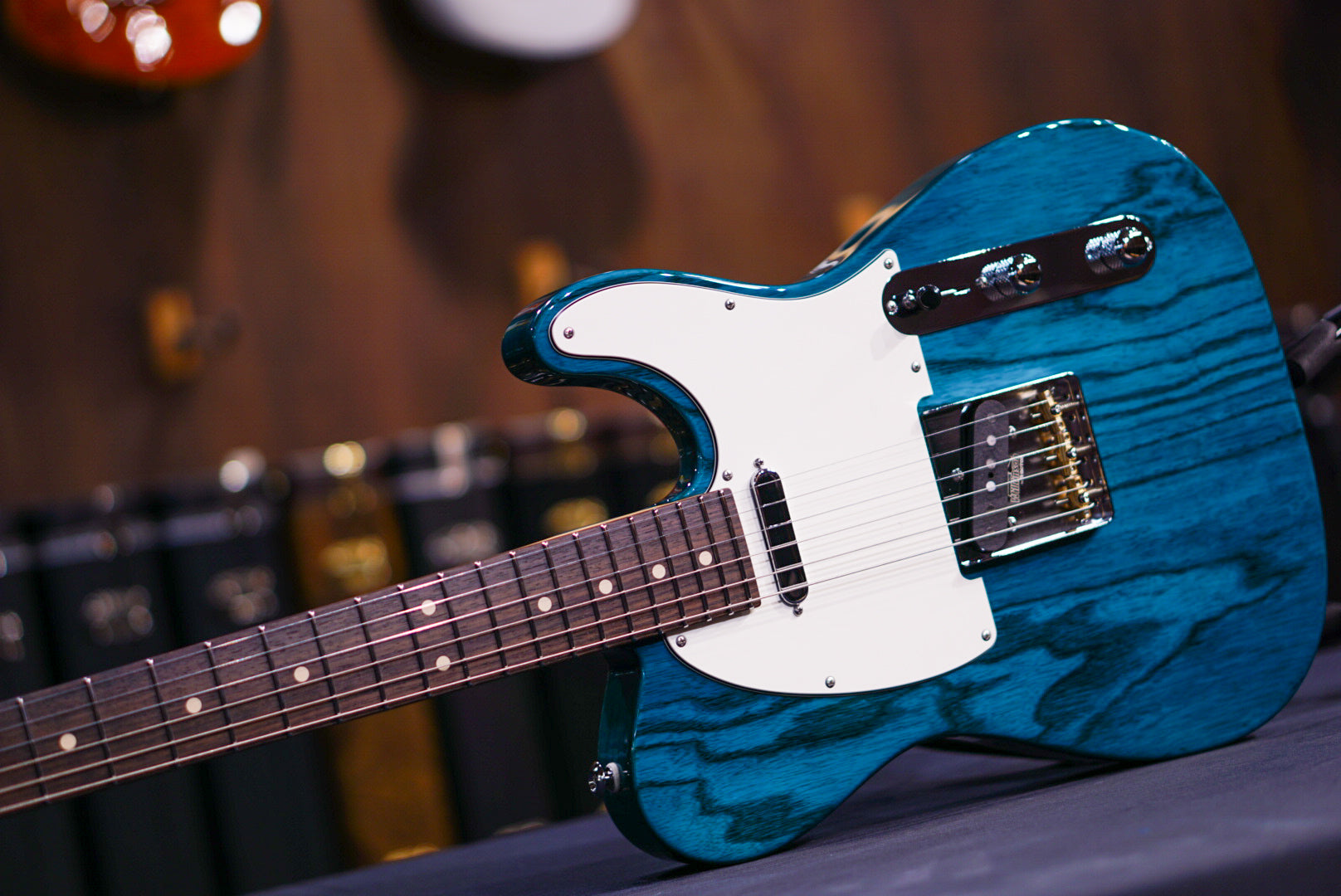 Suhr Classic T Custom Trans Teal 83013