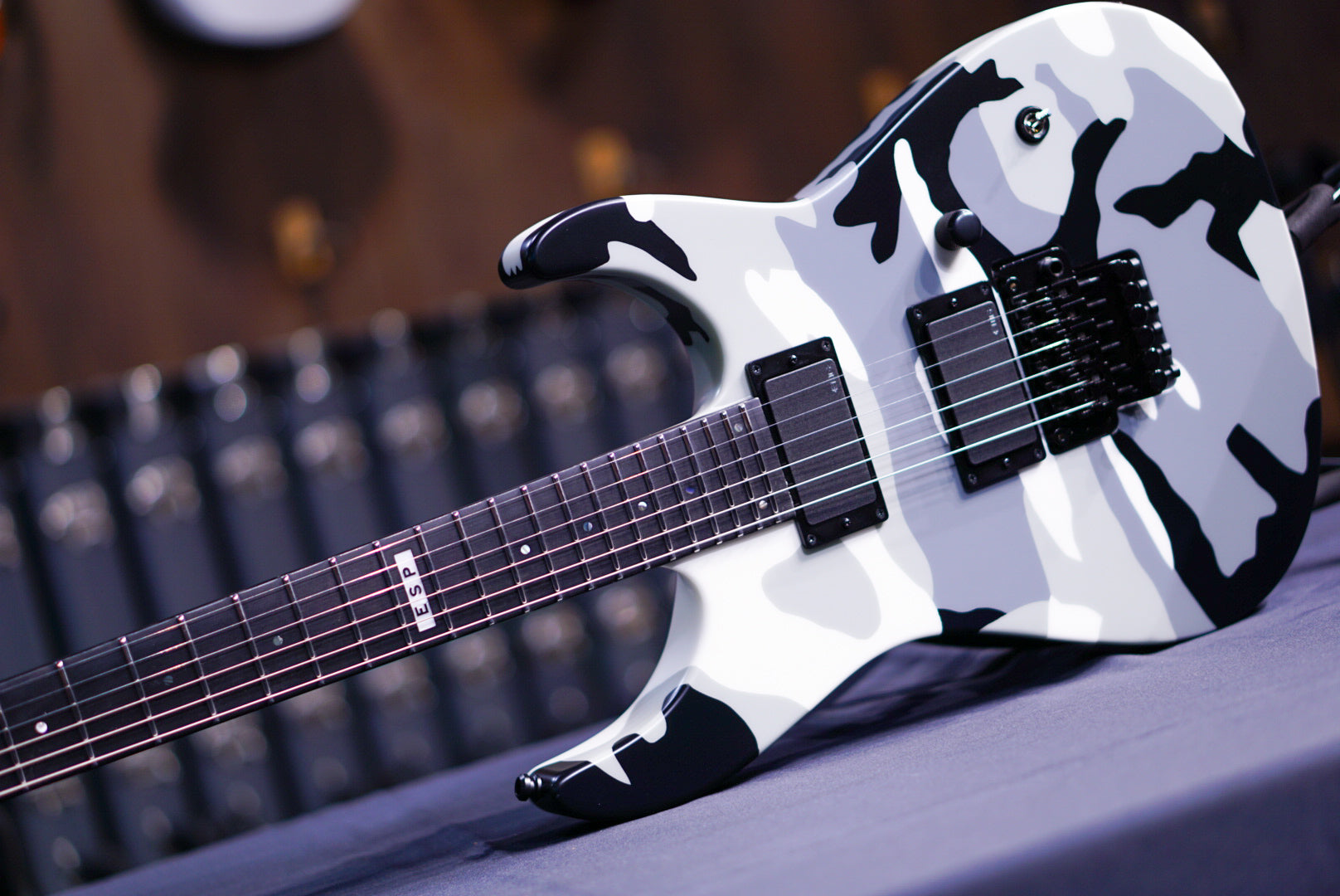 ESP E-II M-II neck thru urban camo ES9652233 - HIENDGUITAR E-II GUITAR