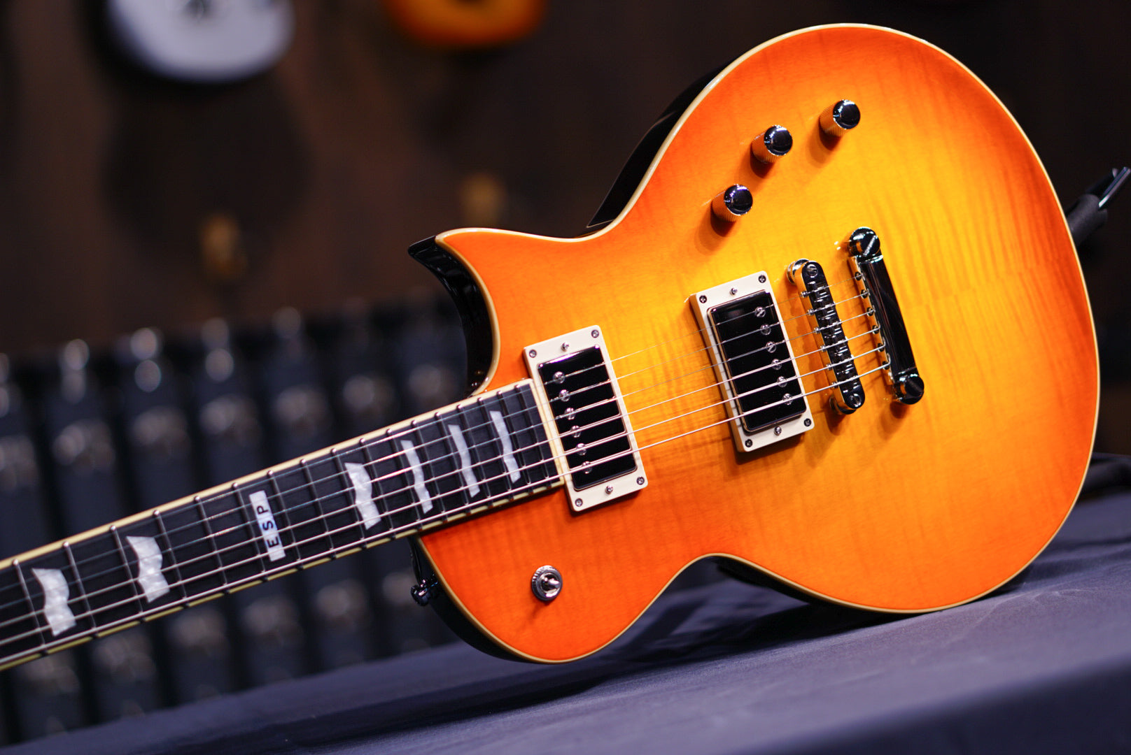 ESP E-II ECLIPSE Full thickness Vintage honey burst ES0301233 - HIENDGUITAR ESP GUITAR