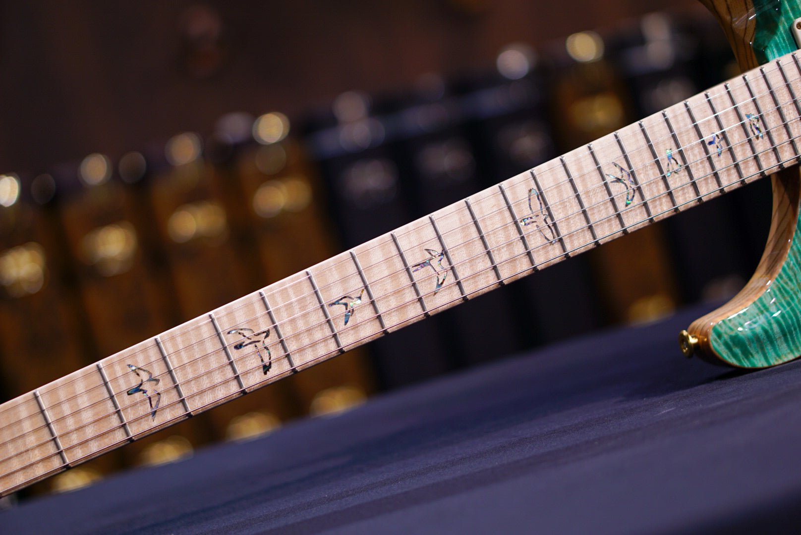 PRS Custom 24 Wood Library Blue Fade 0396074