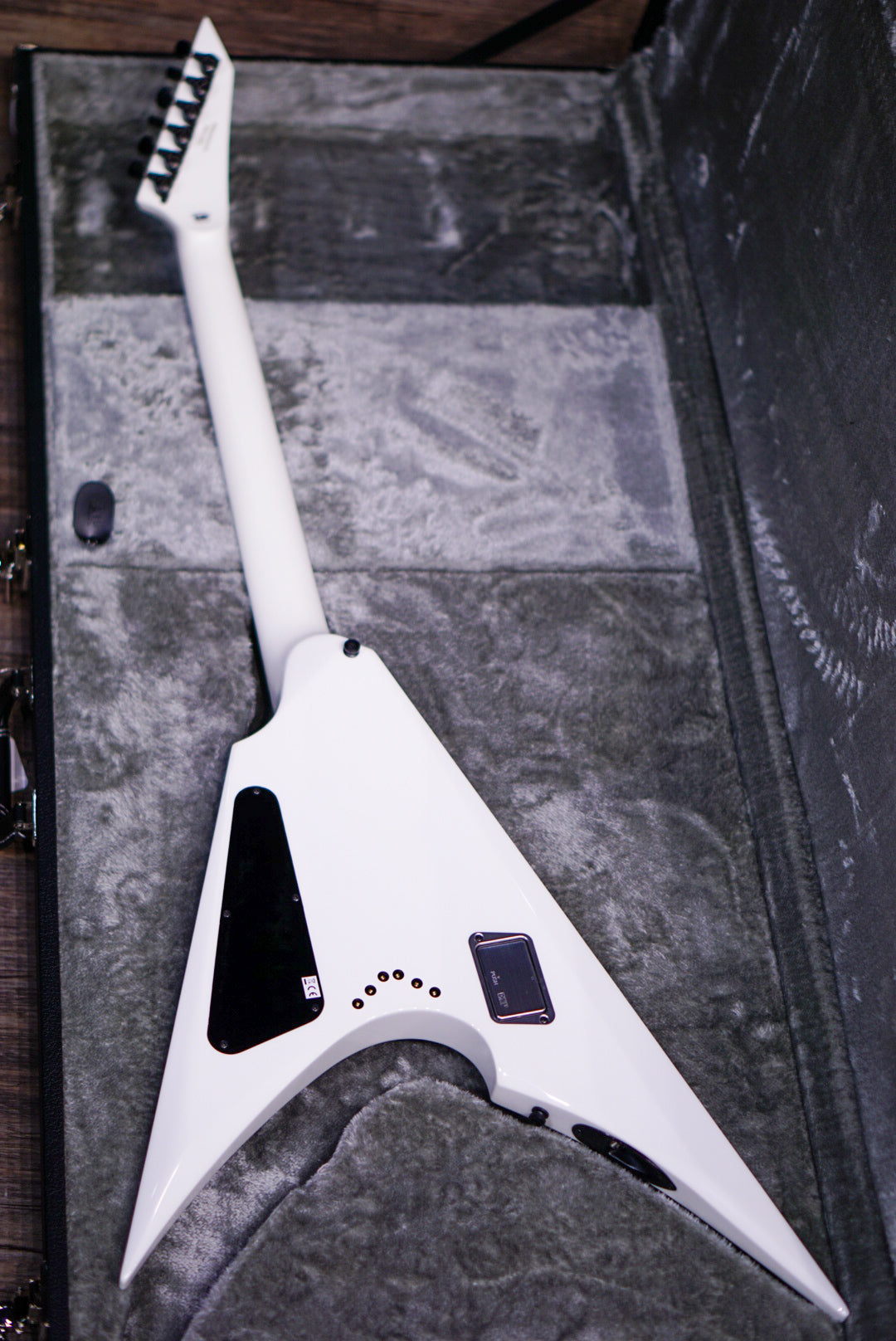 ESP E-II ARROW NT SNOW WHITE ES6542233 - HIENDGUITAR E-II GUITAR