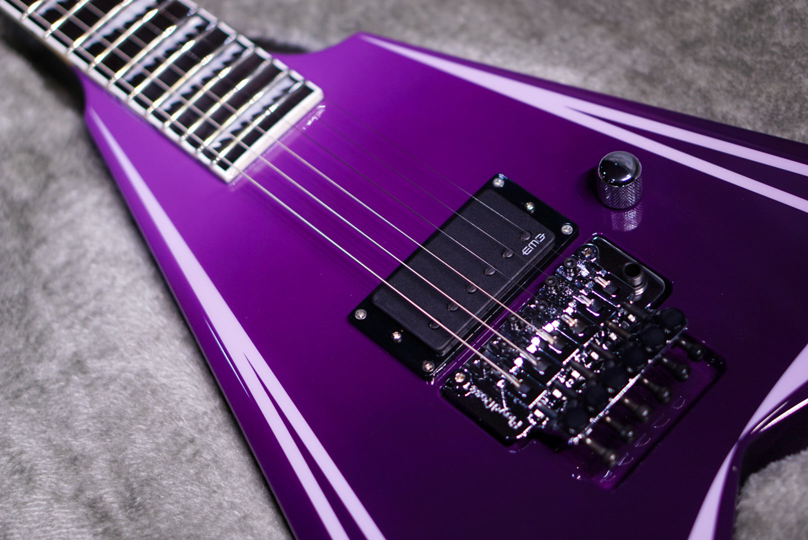 ESP ALEXI HEXED PURPLE FADE W/ PINSTRIPES E3851222 - HIENDGUITAR ESP GUITAR