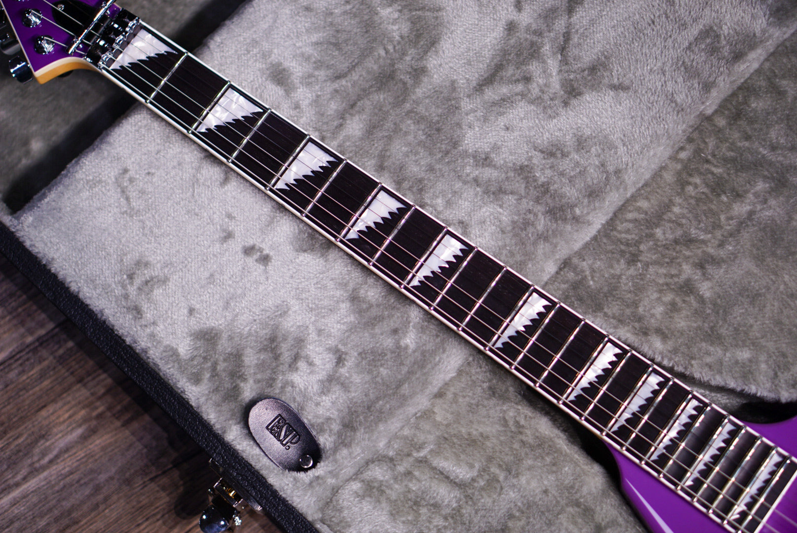 ESP ALEXI HEXED PURPLE FADE W/ PINSTRIPES E3851222 - HIENDGUITAR ESP GUITAR