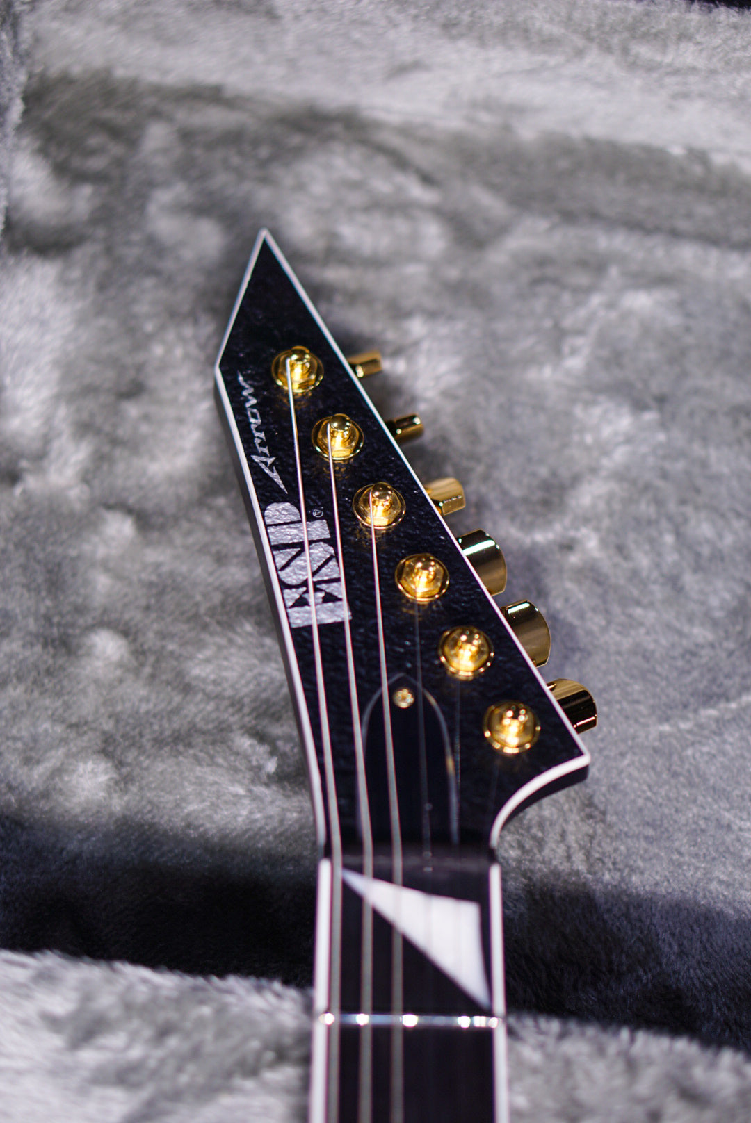 ESP-ARROW NT Castmetal Black Gold package E1770232 - HIENDGUITAR ESP GUITAR