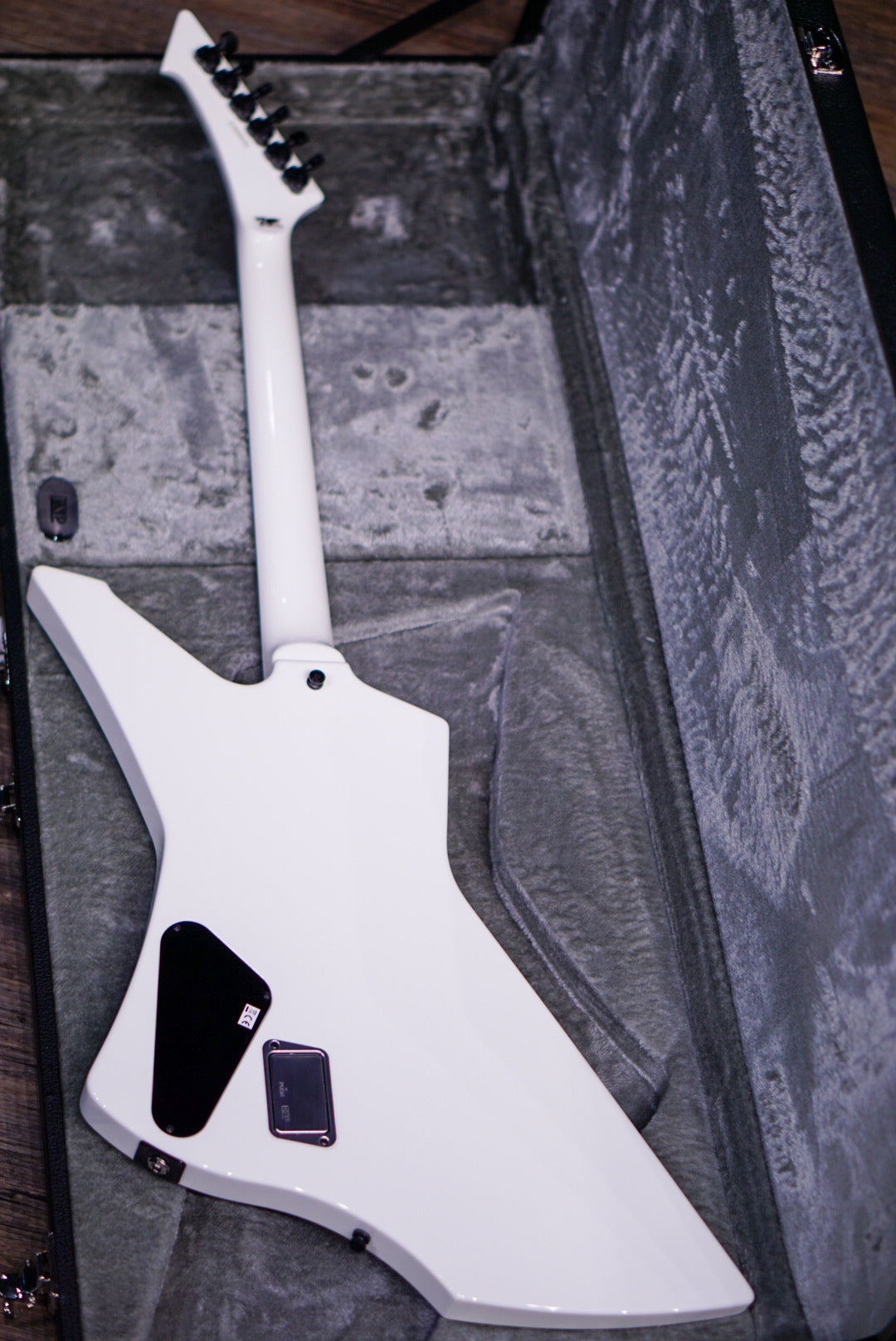 ESP SNAKEBYTE - Snow White James hetfield signature E7040232 - HIENDGUITAR ESP GUITAR