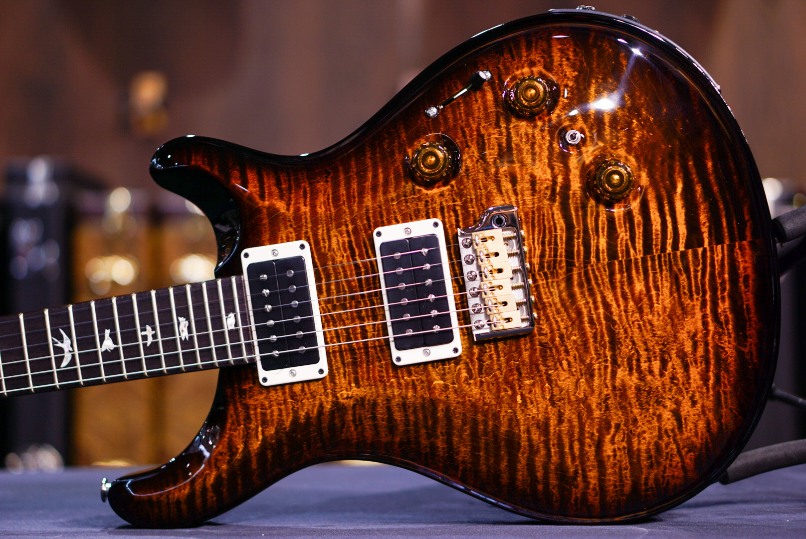 PRS Custom 24 Piezo Black Gold Wraparound Burst 0396204