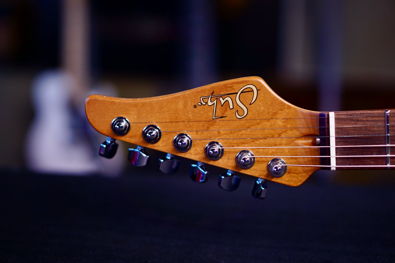 Suhr Mateus Asato Classic S Shell Pink 92517