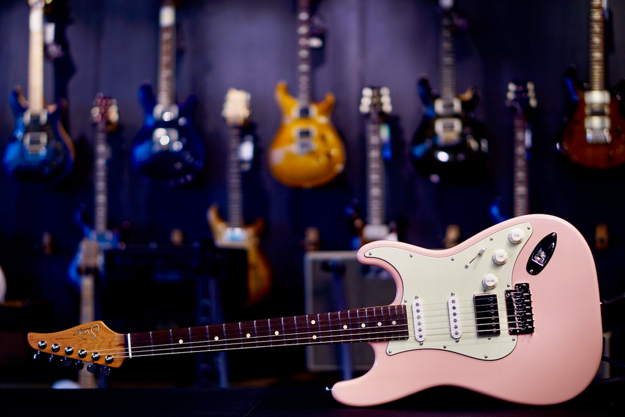 Suhr Mateus Asato Classic S Shell Pink 92511