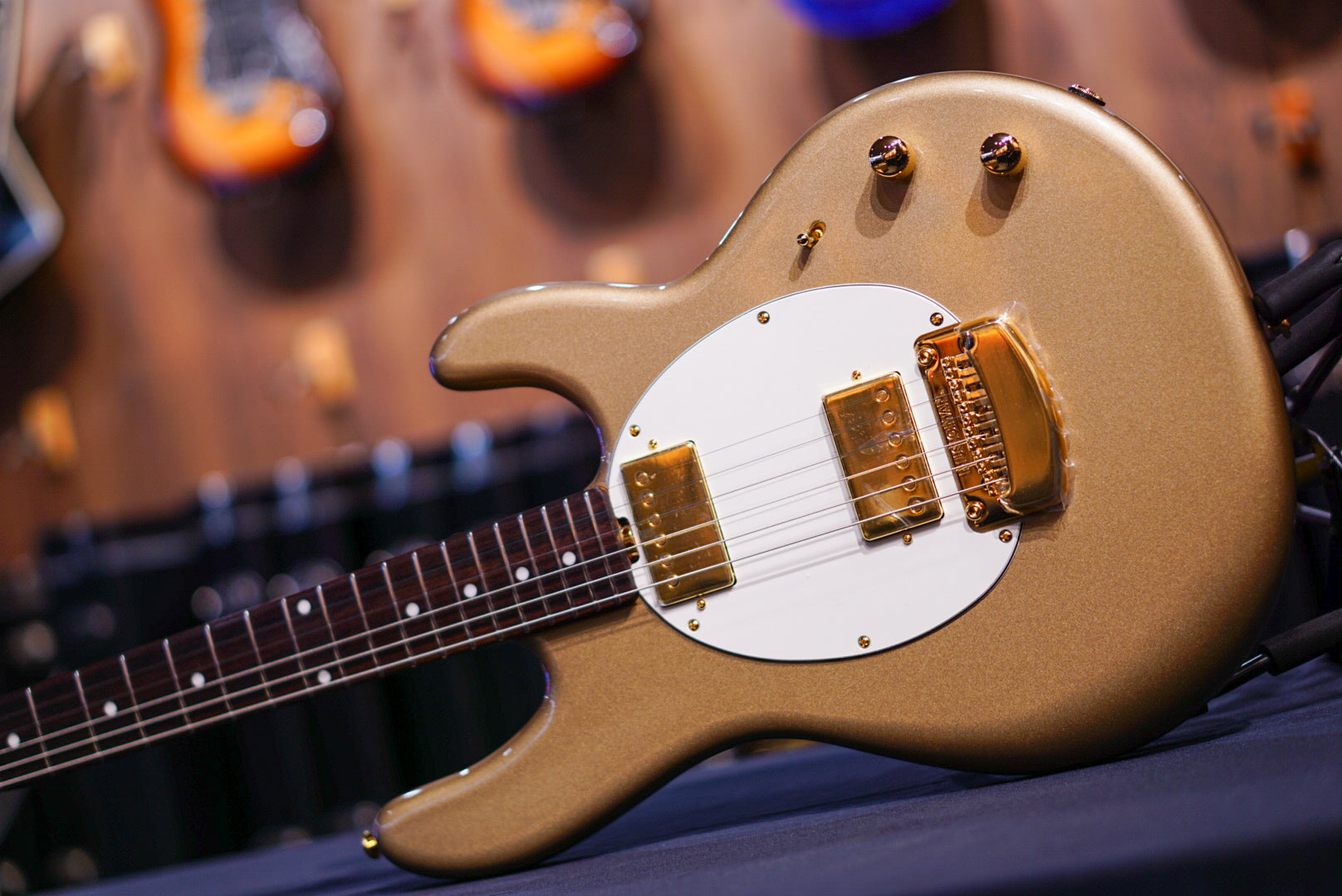 Ernie Ball Music Man StingRay II Cory Wong Cashmere s12099