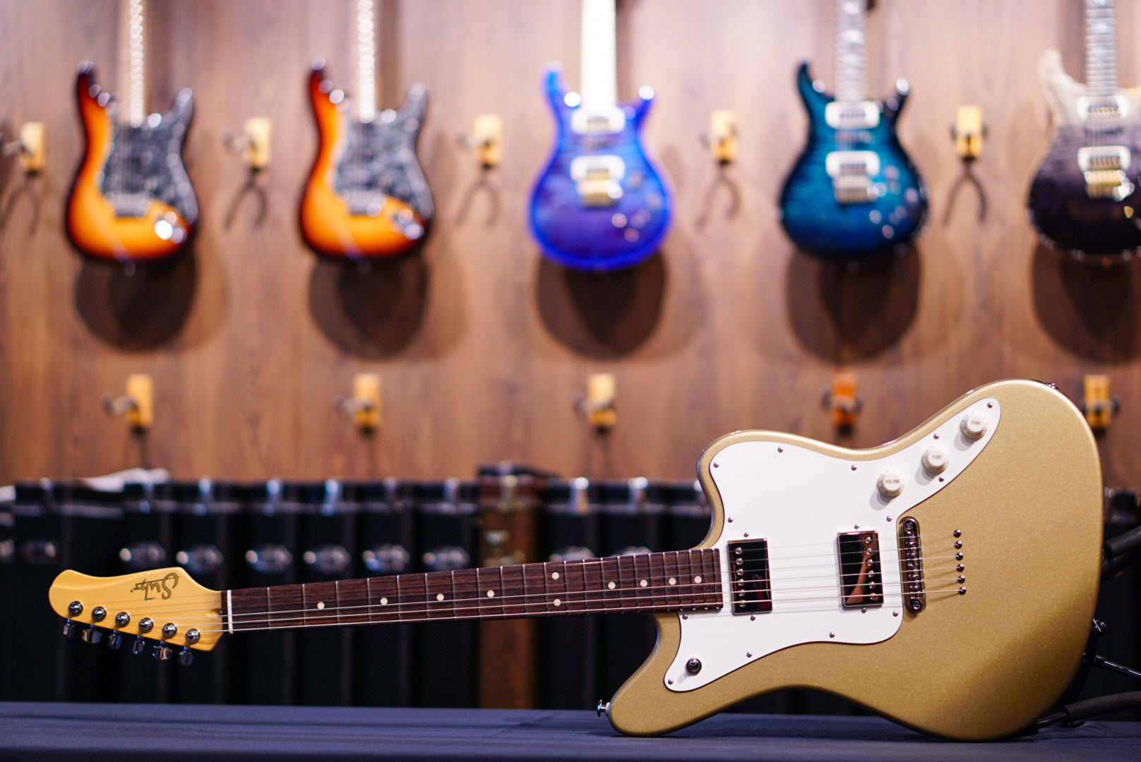 Suhr Classic JM Gold SSV 83004