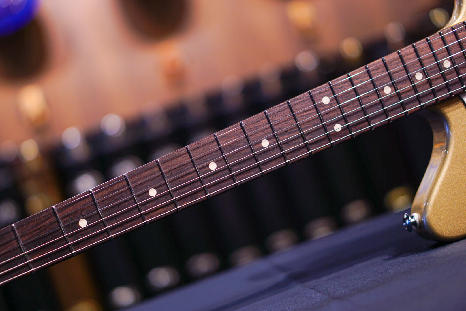 Suhr Classic JM Gold SSV 83003