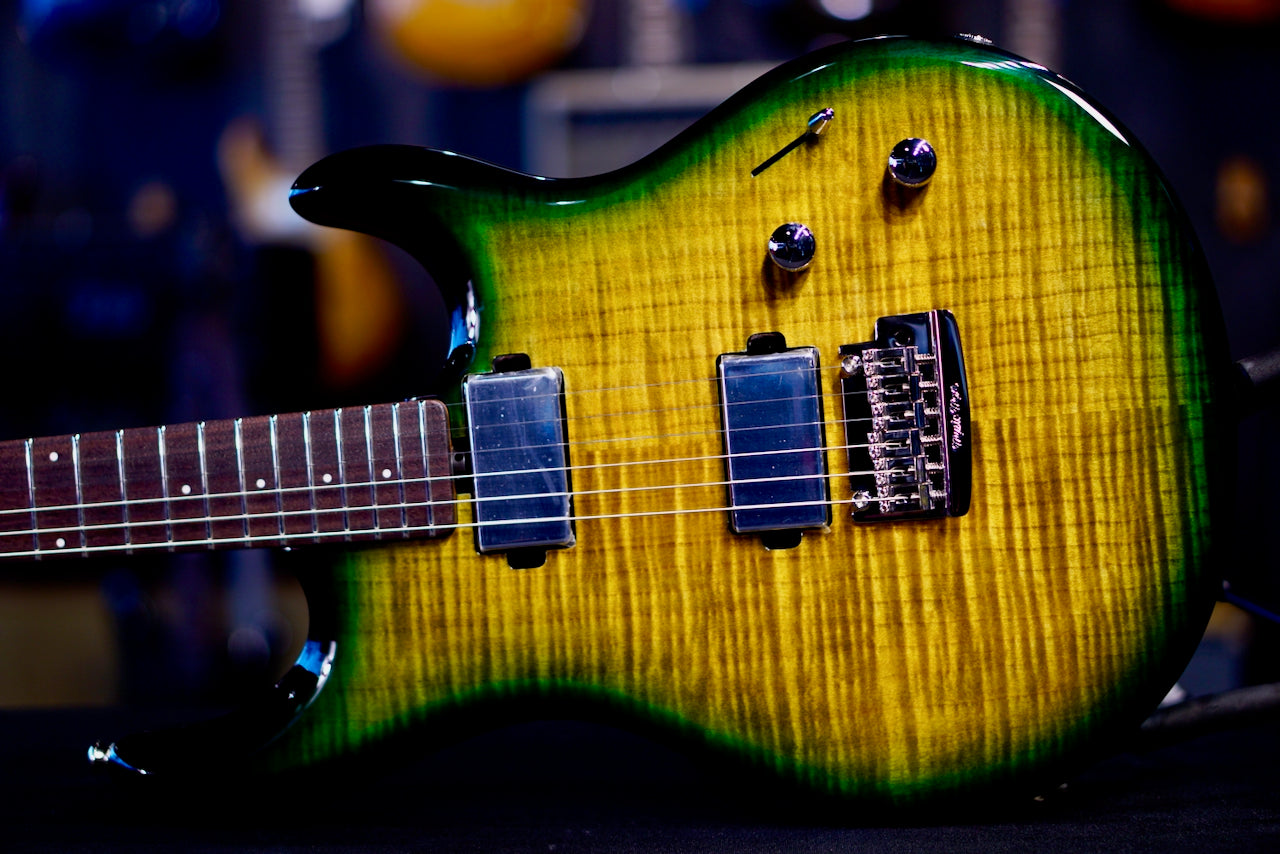 Ernie Ball Music Man Steve Lukather L4 Maple Top Gator Burst H10740