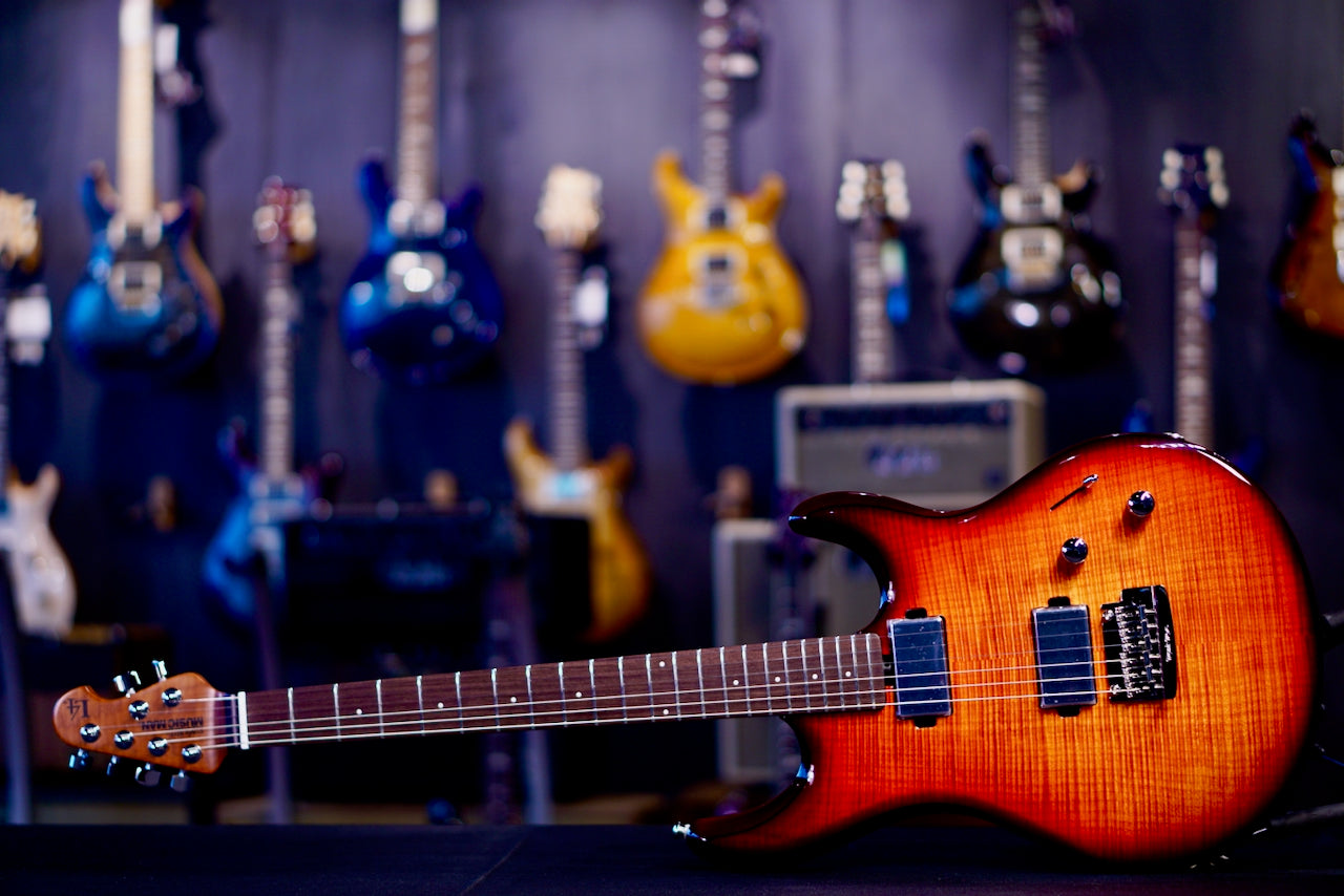 Ernie Ball Music Man Luke 4 HH After Burn H04469