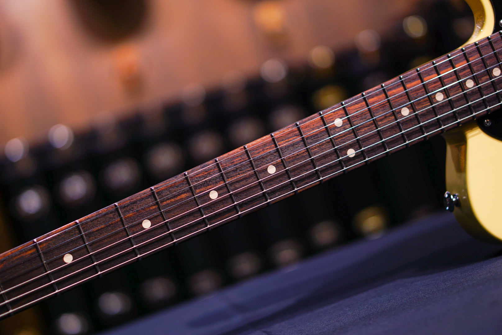 Suhr Classic T Custom Vintage Yellow 82990