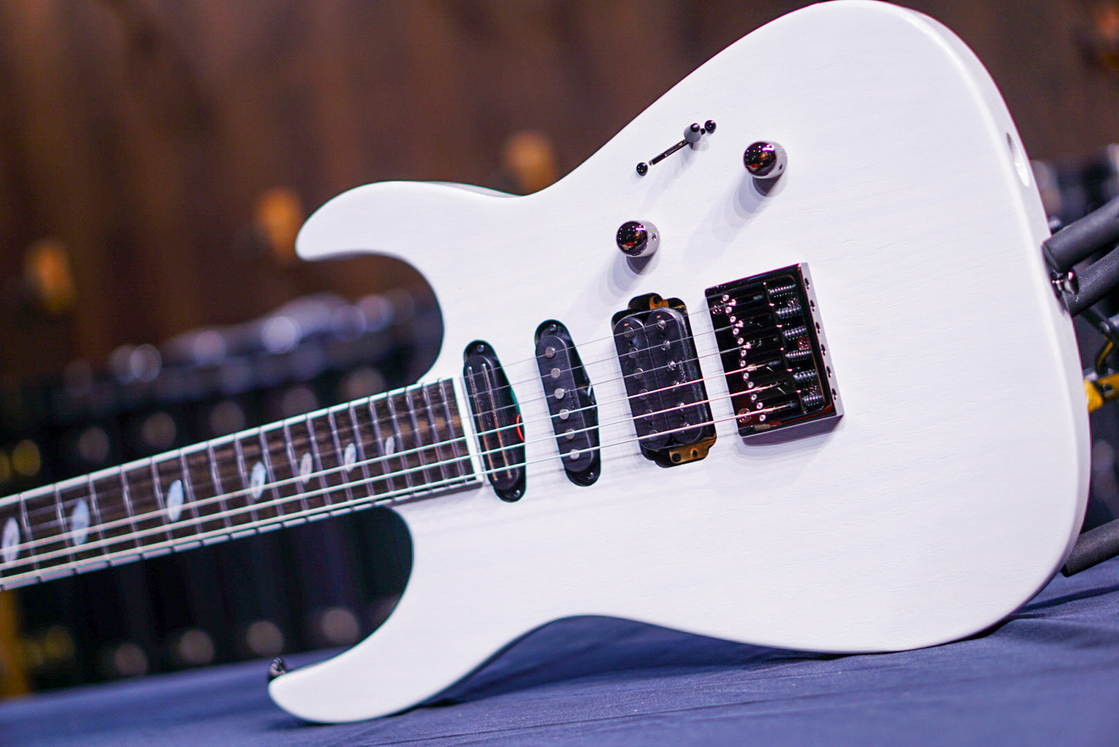 Caparison Dellinger WB-FX EF trans white 3360190 - HIENDGUITAR   Caparison Guitars