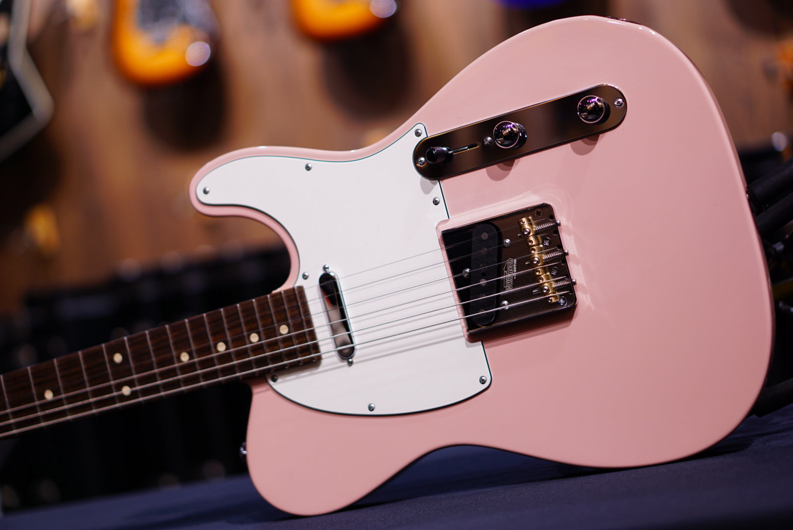 Suhr Classic T Custom Shell Pink 83016