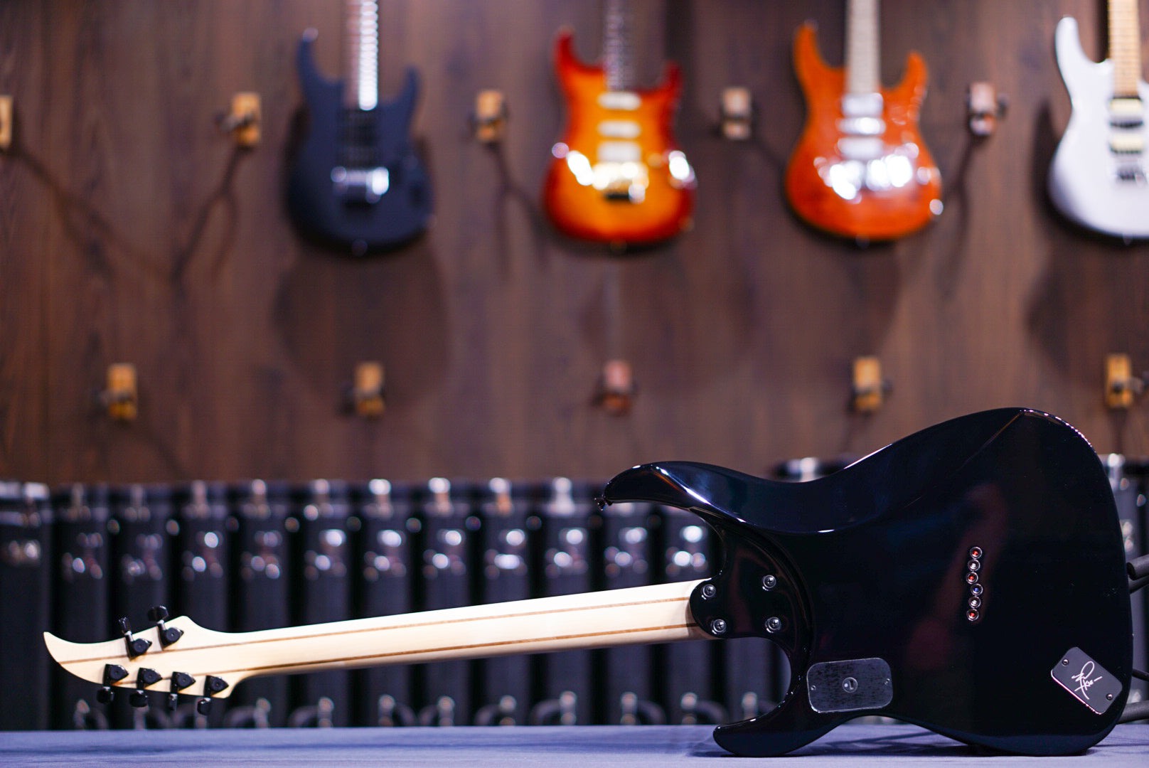 Caparison Dellinger-JSM Black 3360024 - HIENDGUITAR Caparison GUITAR