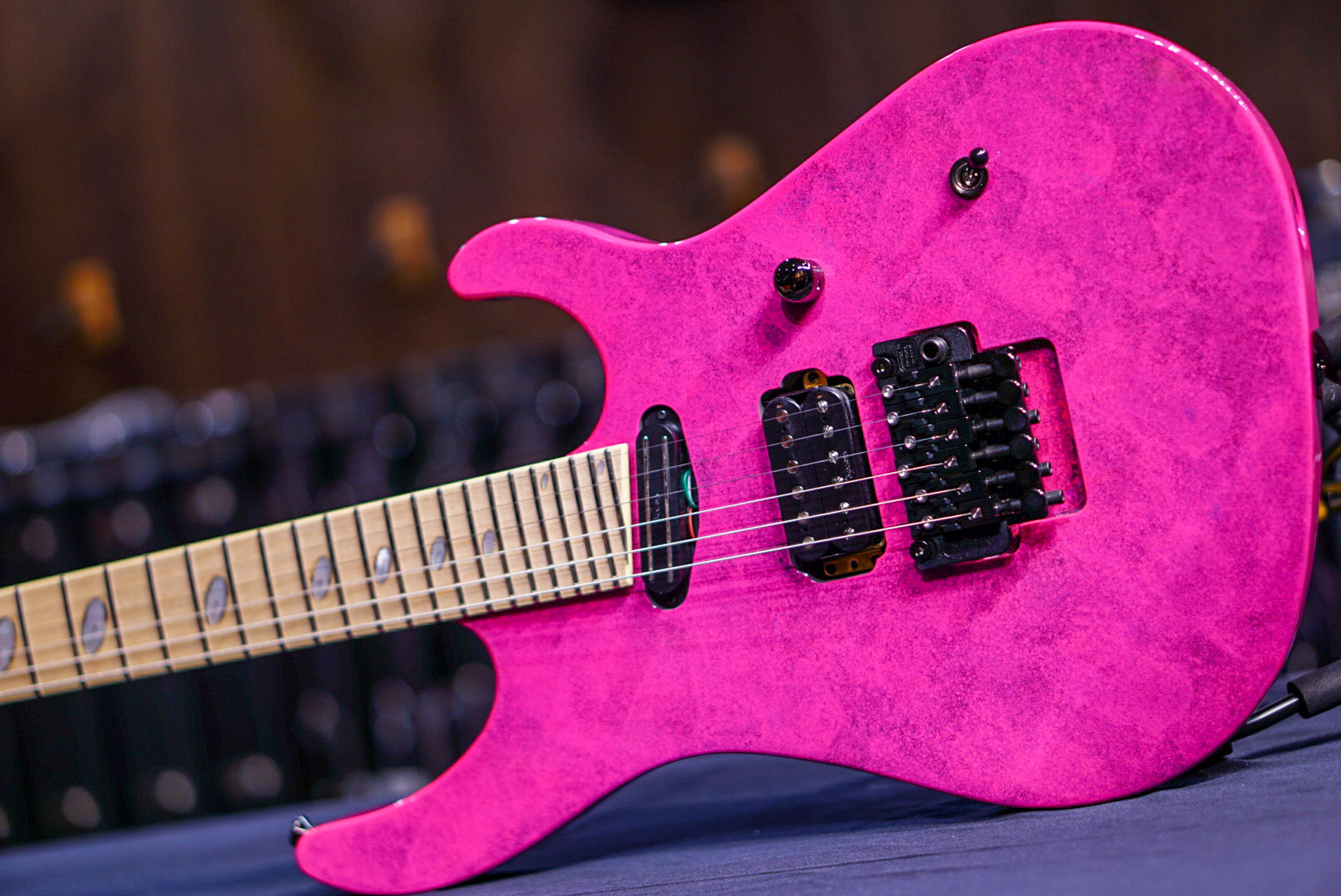 Caparison Horus-M3 COURTNEY COX SIGNATURE Pink Sapphire 3360093 - HIENDGUITAR   Caparison GUITAR