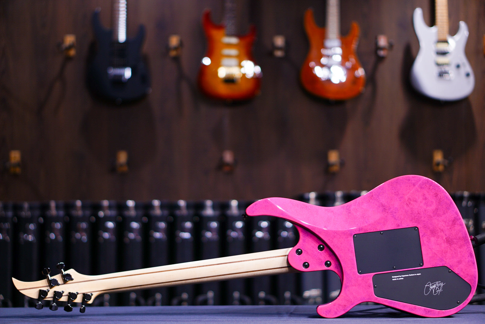 Caparison Horus-M3 COURTNEY COX SIGNATURE Pink Sapphire 3360093 - HIENDGUITAR   Caparison GUITAR